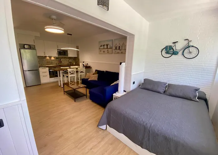 شقة Loft Playa Torviscas,garaje Gratis , Recien Reformado أذيخي